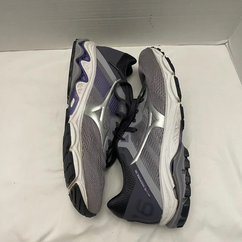 MIZUNO wave inspired 16 running sneakers